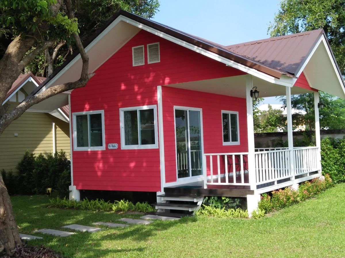 Bo Tree Cottage On The River Mukdahan Exteriör bild