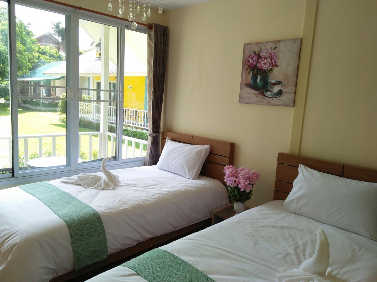 Bo Tree Cottage On The River Mukdahan Exteriör bild