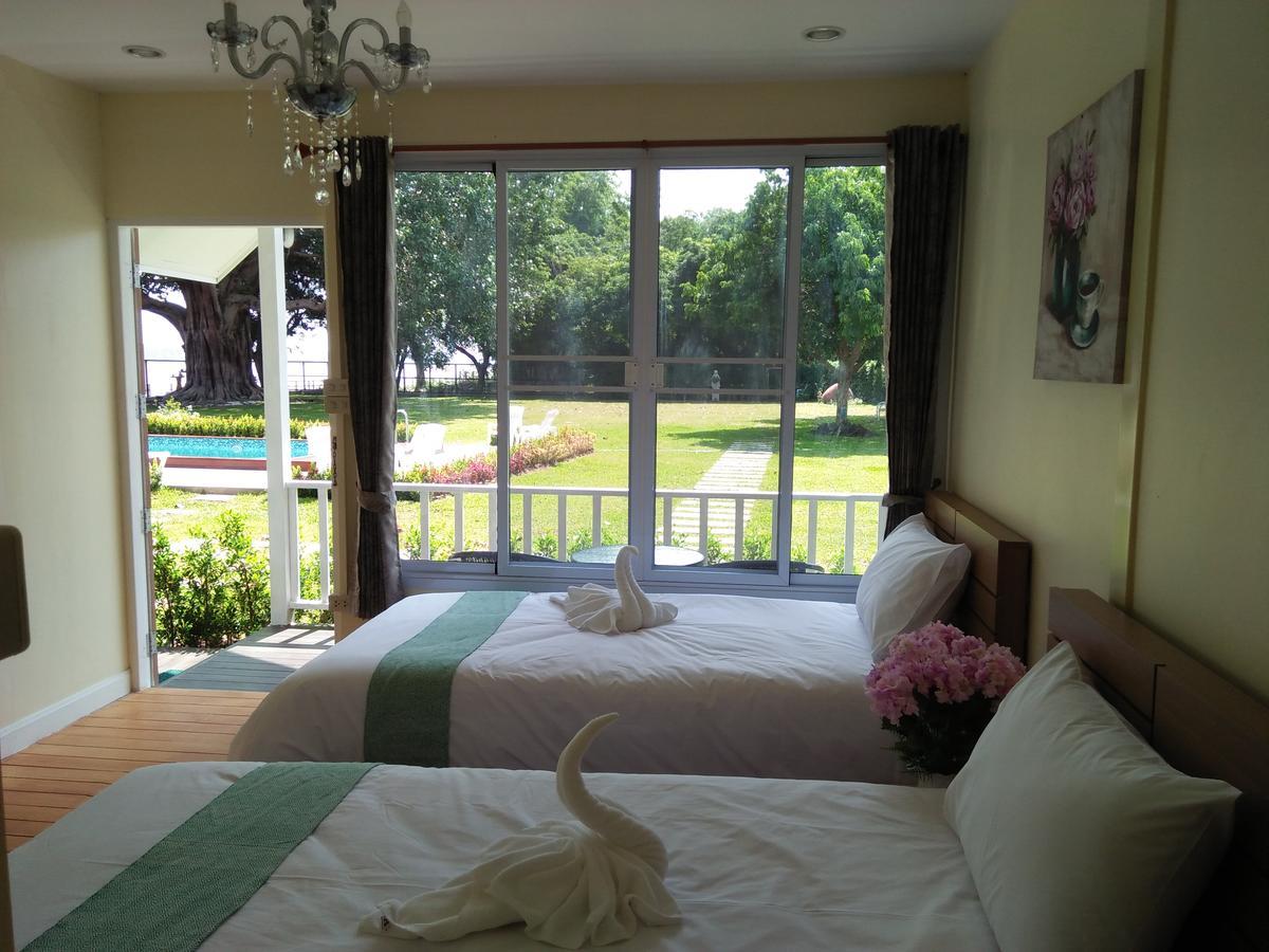 Bo Tree Cottage On The River Mukdahan Exteriör bild